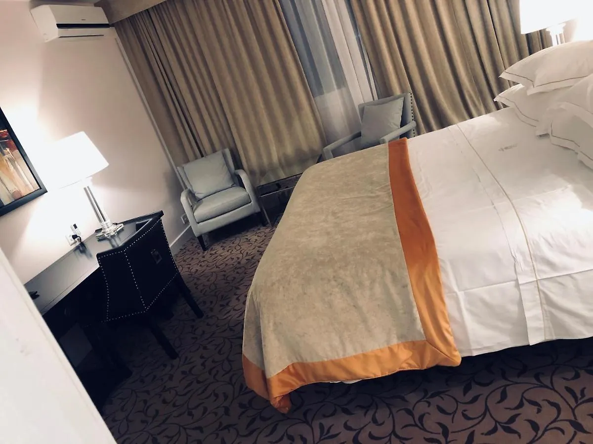 Hotel Adriatica Genève 3*,