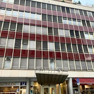 3* Hotel Balzac