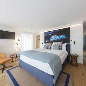 https://leoneck.hotelsbaselswitzerland.com