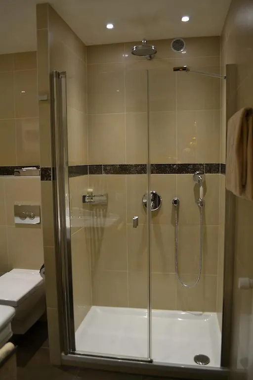 Hotel Adriatica Genève 3*,